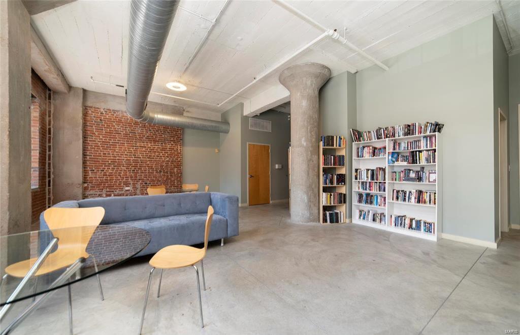 1627 Locust Street Unit: 304