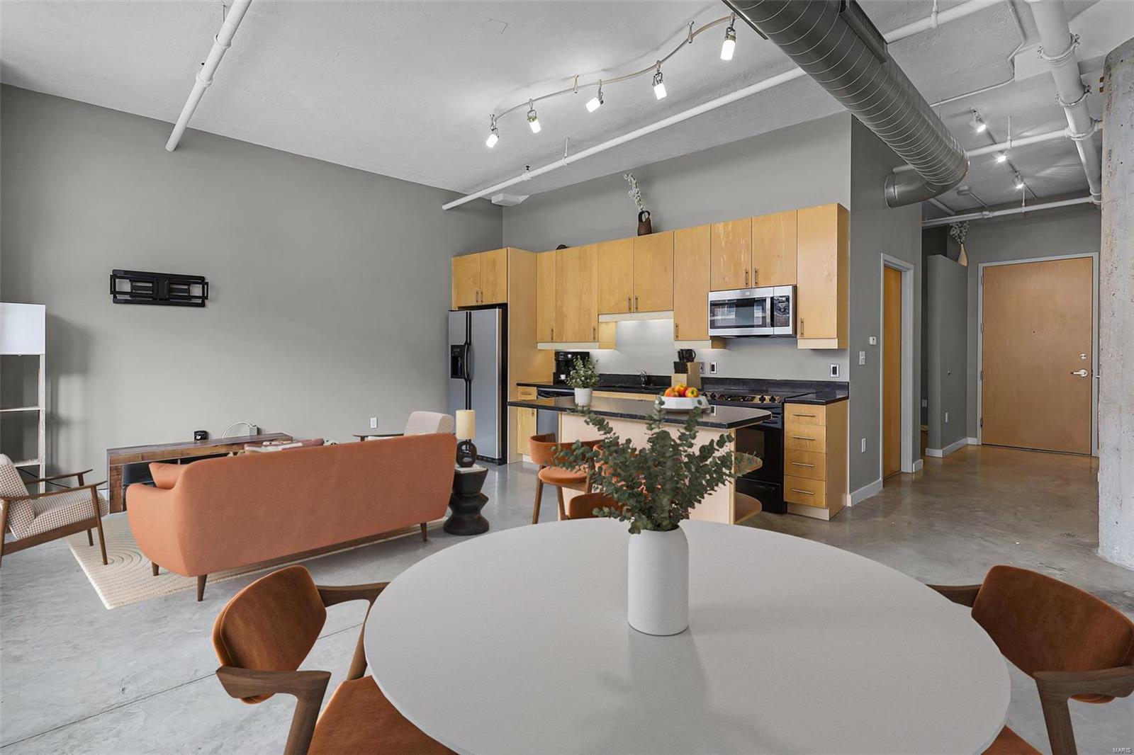 1627 Locust Street Unit: 304