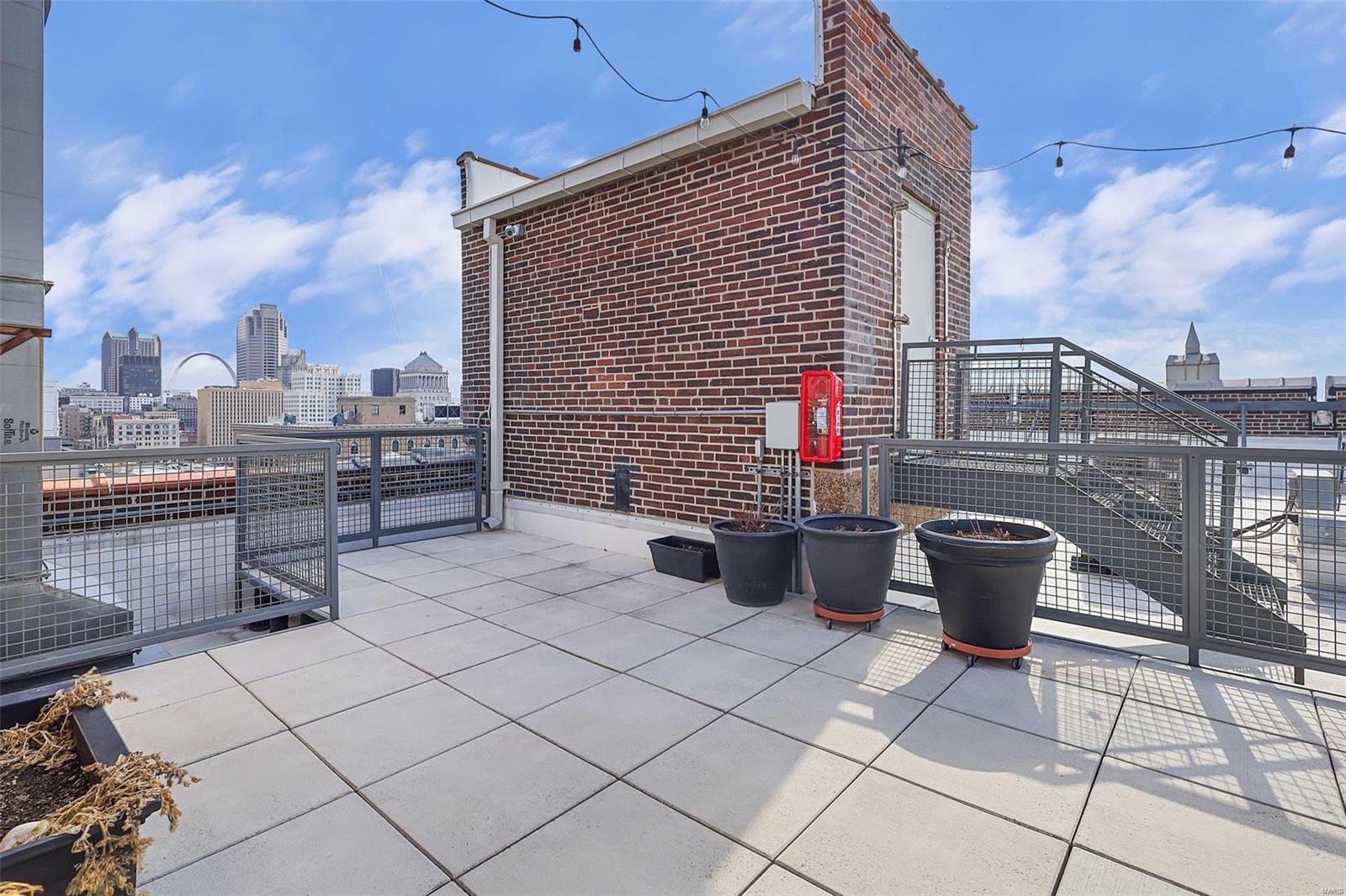 1627 Locust Street Unit: 304