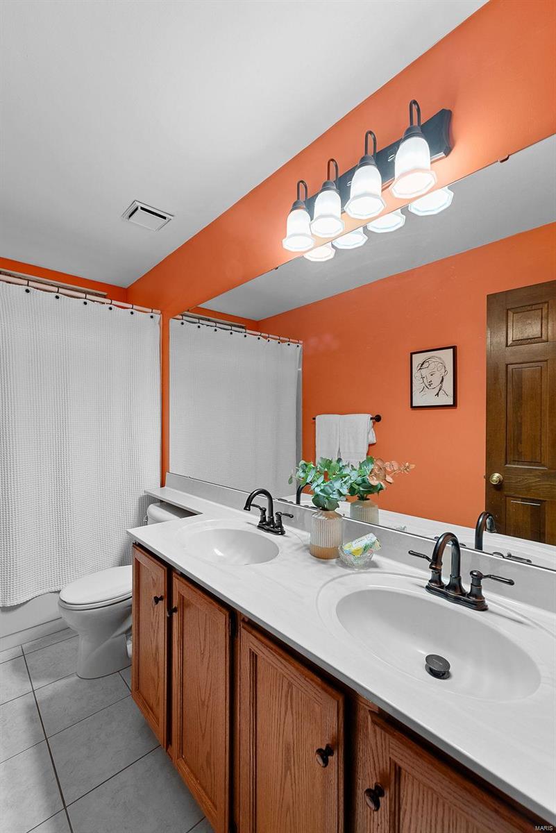 416 Oriole Hill Court