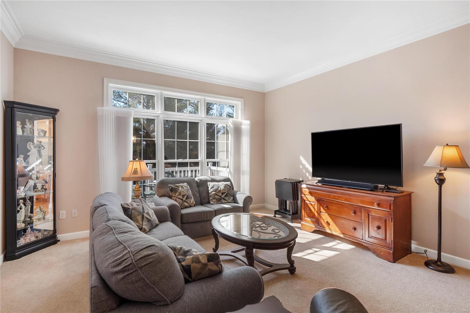 924 Chesterfield Villas Circle