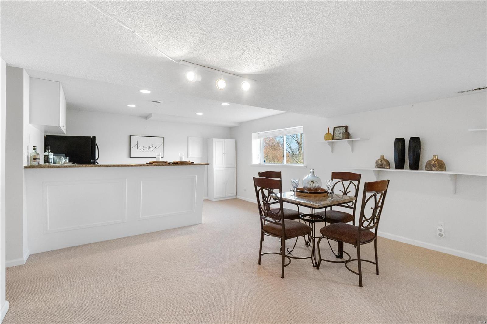 1630 Highland Valley Circle