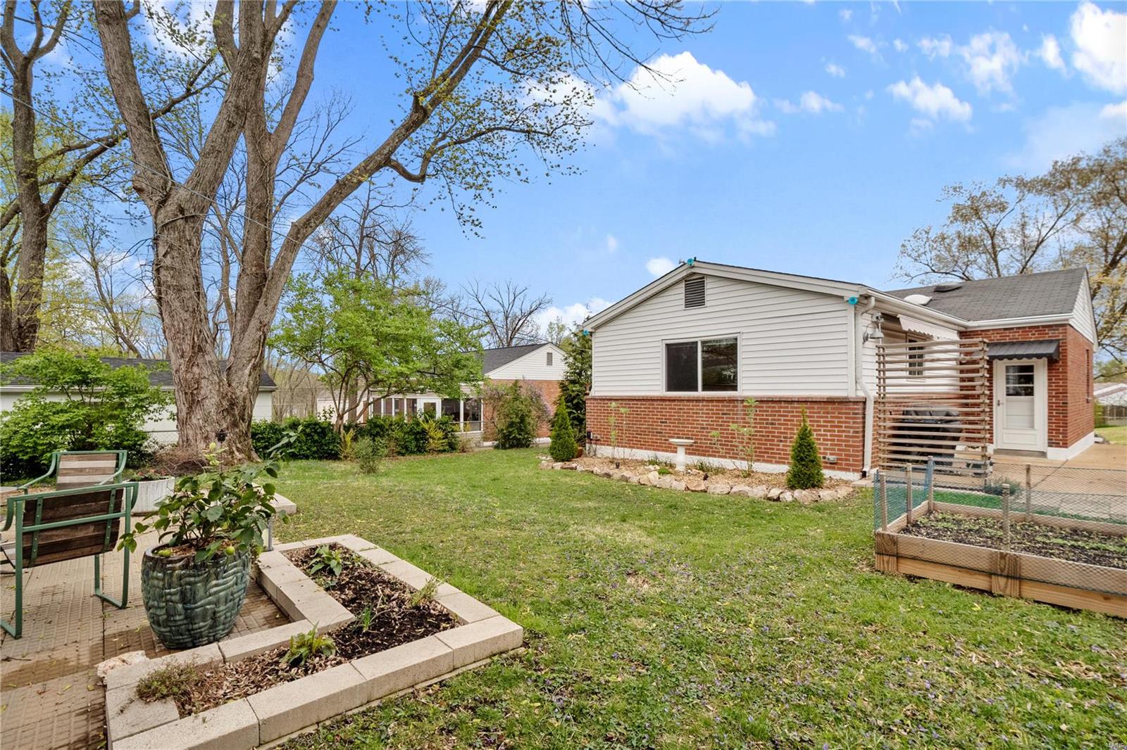 9904 Kenyon Court