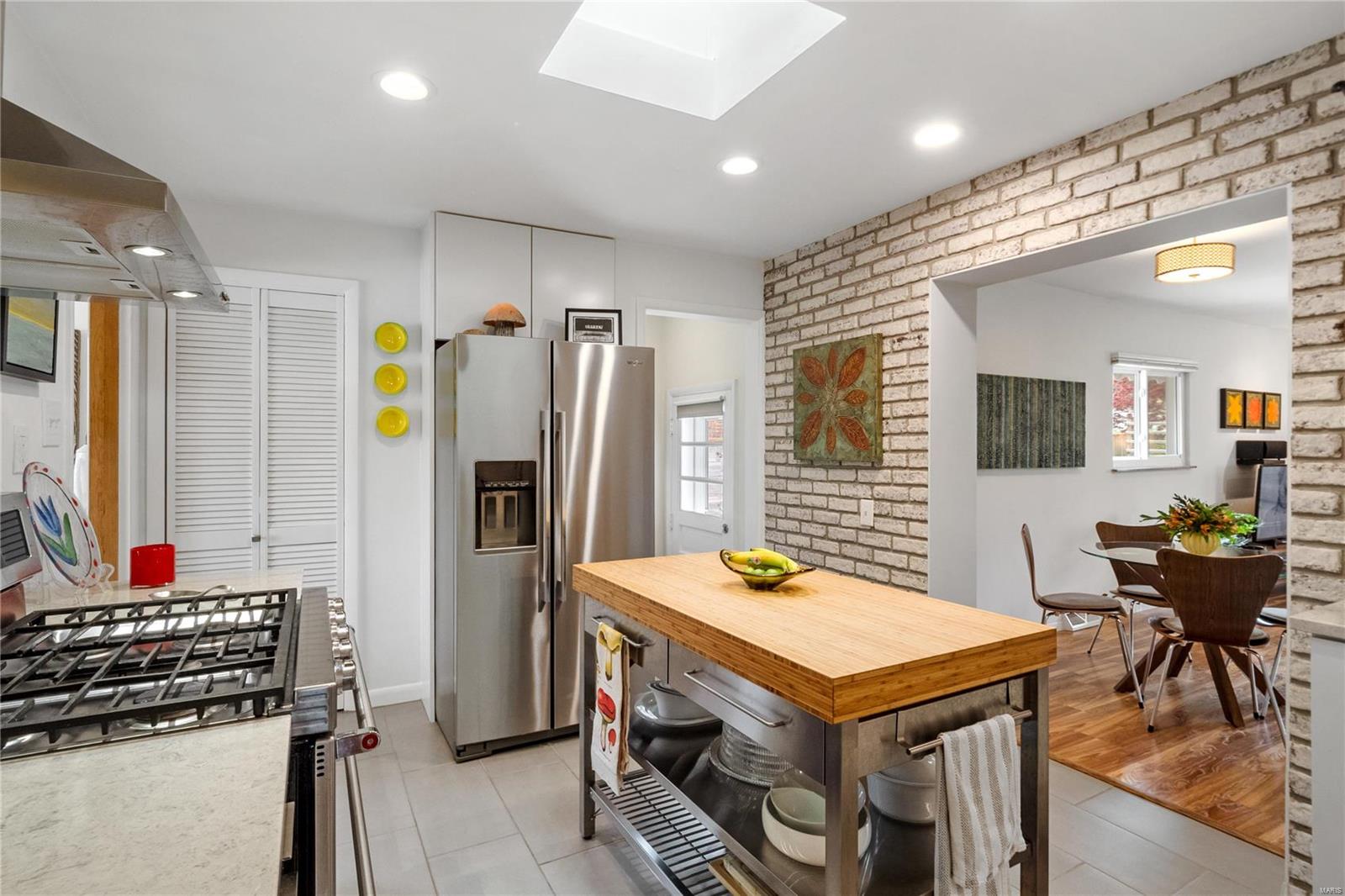 9904 Kenyon Court