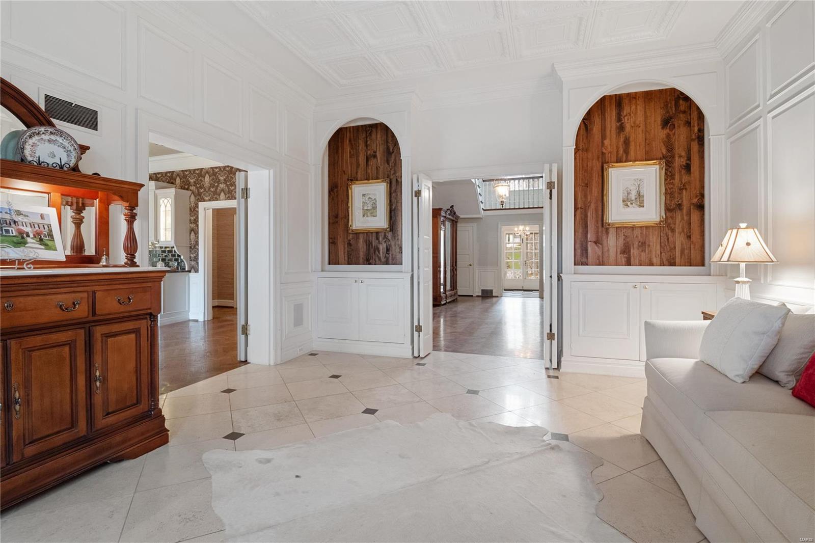 115 Hunters Grove Drive