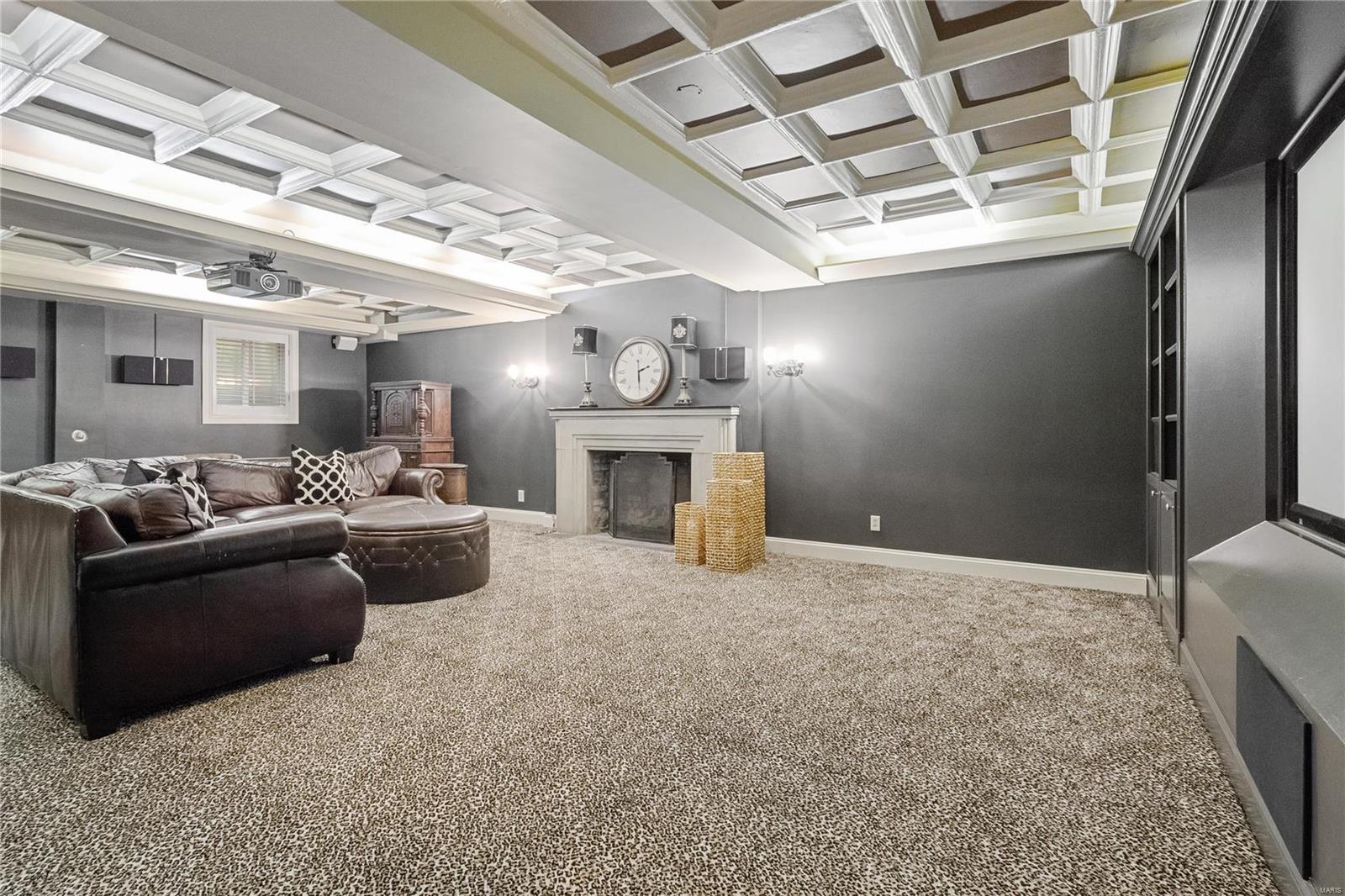115 Hunters Grove Drive