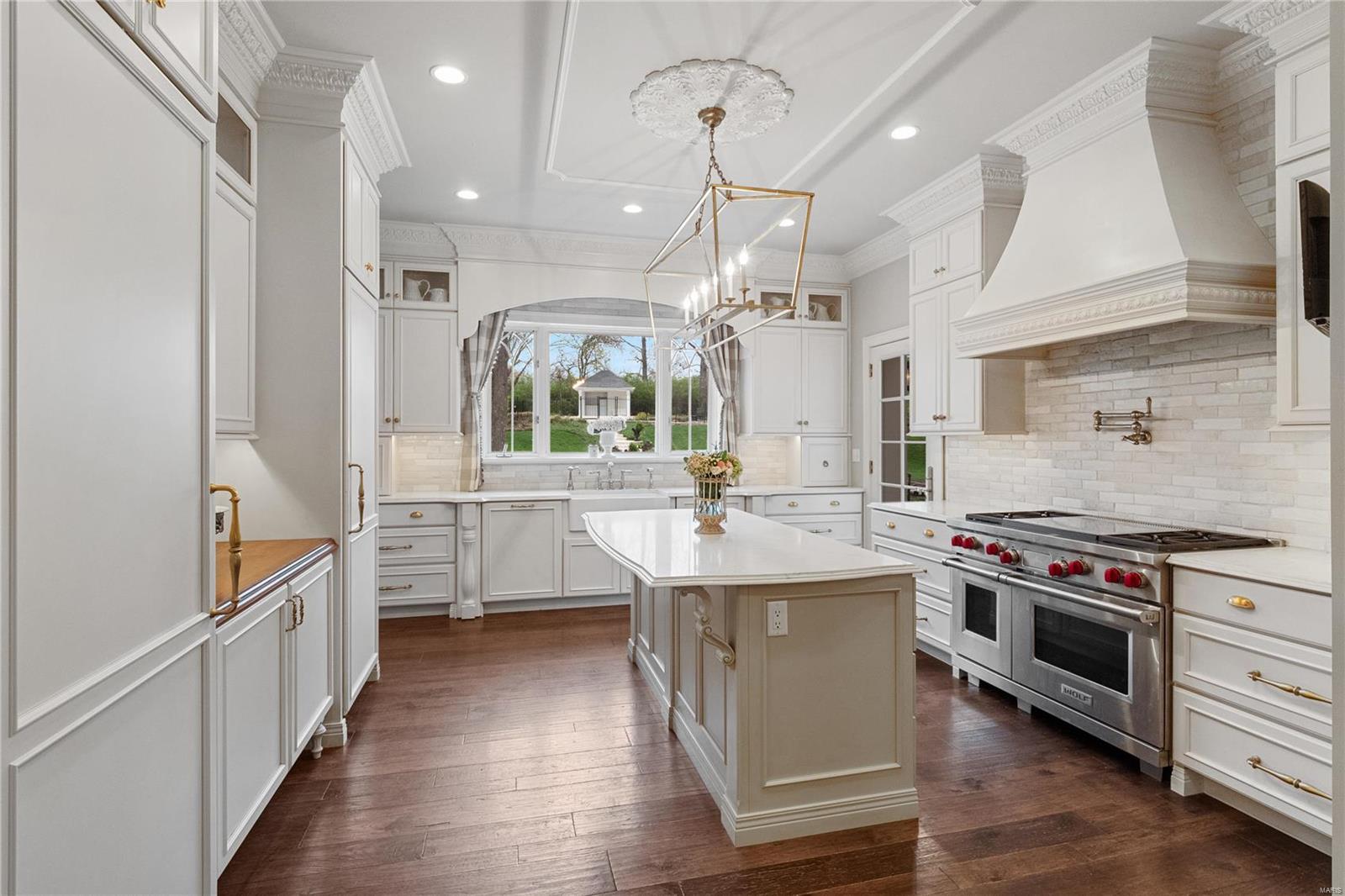 115 Hunters Grove Drive