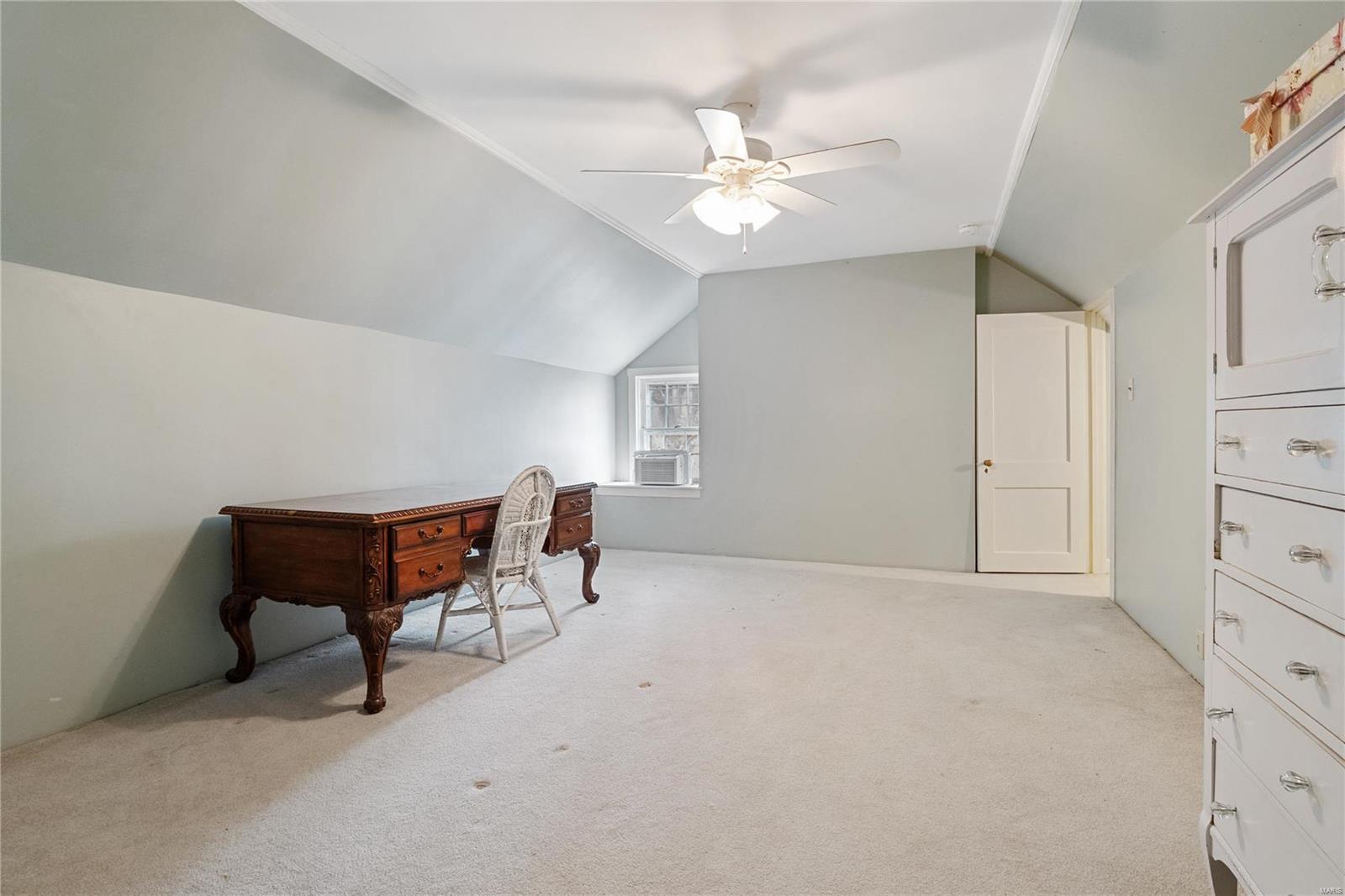 115 Hunters Grove Drive
