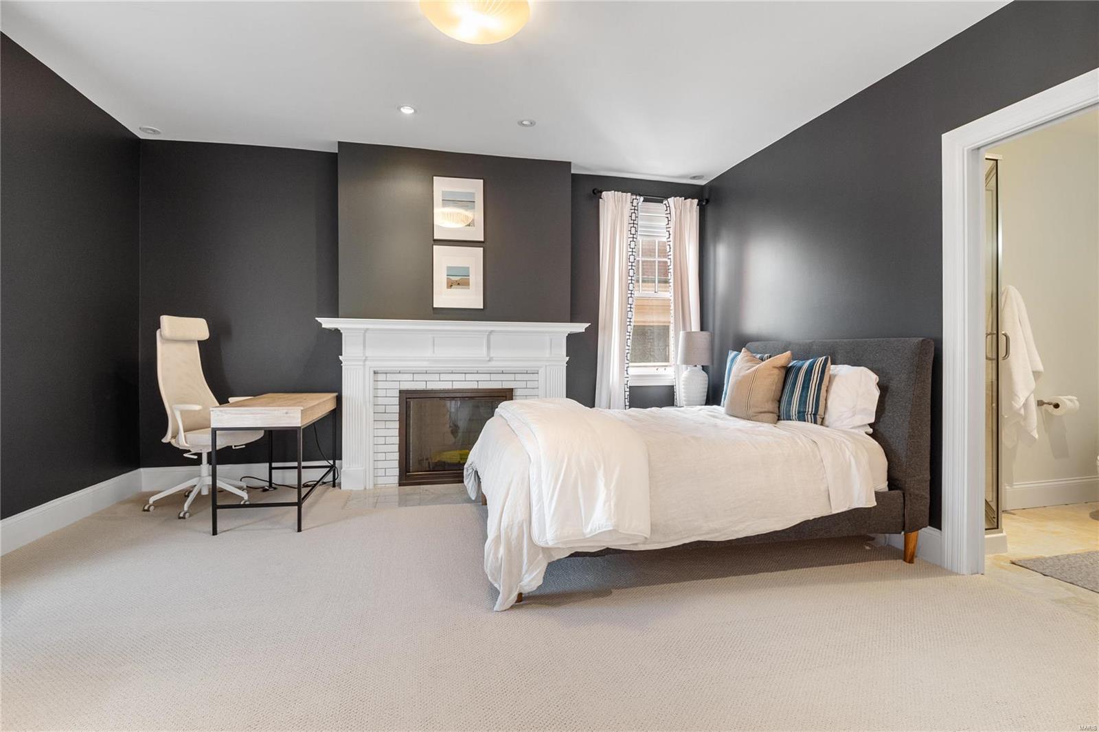 55 Maryland Plz Unit: 2E