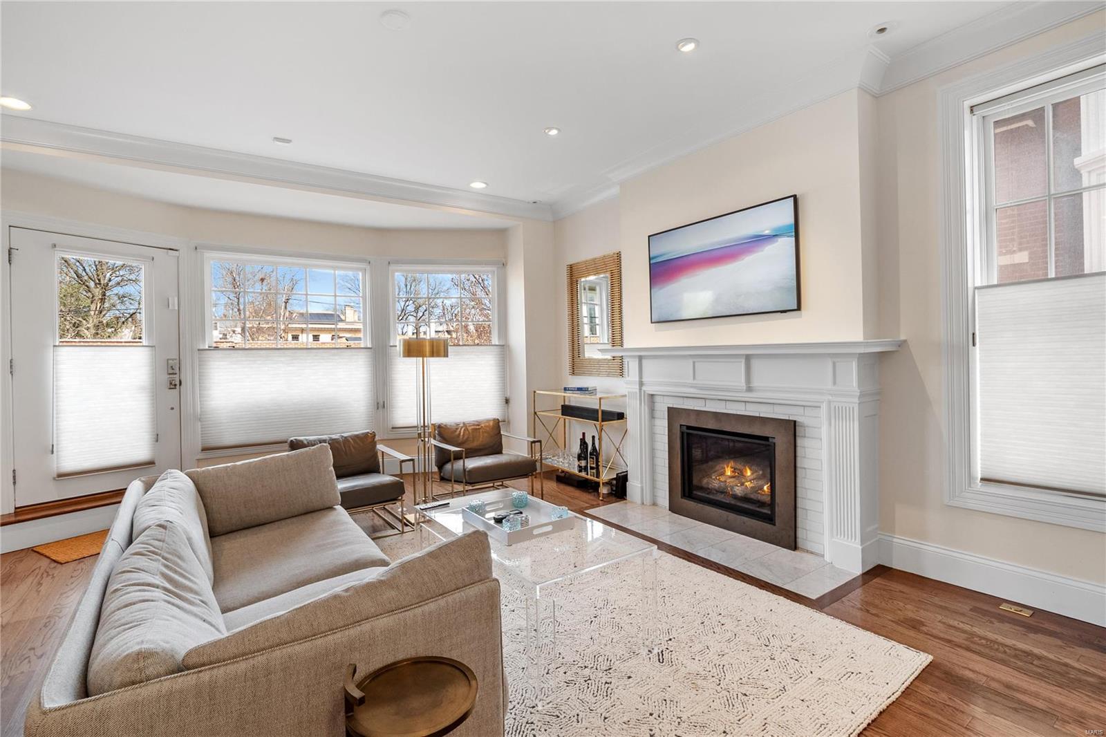 55 Maryland Plz Unit: 2E