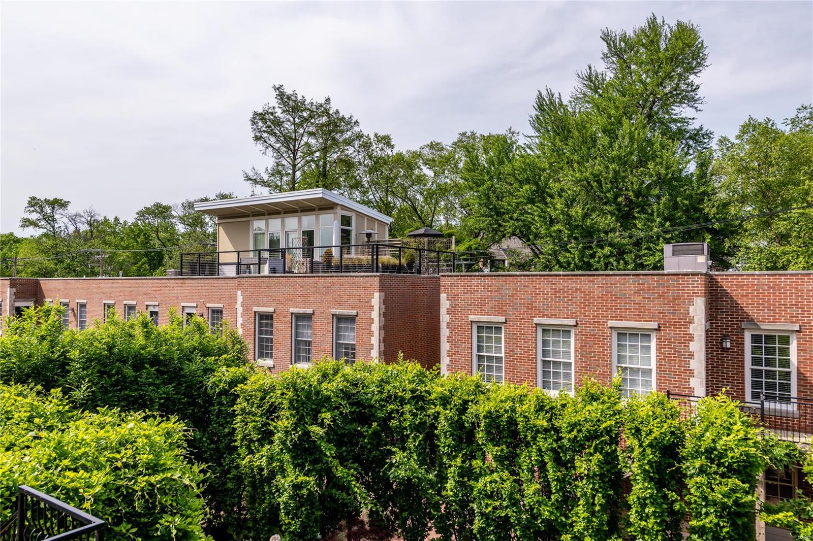 55 Maryland Plz Unit: 2E