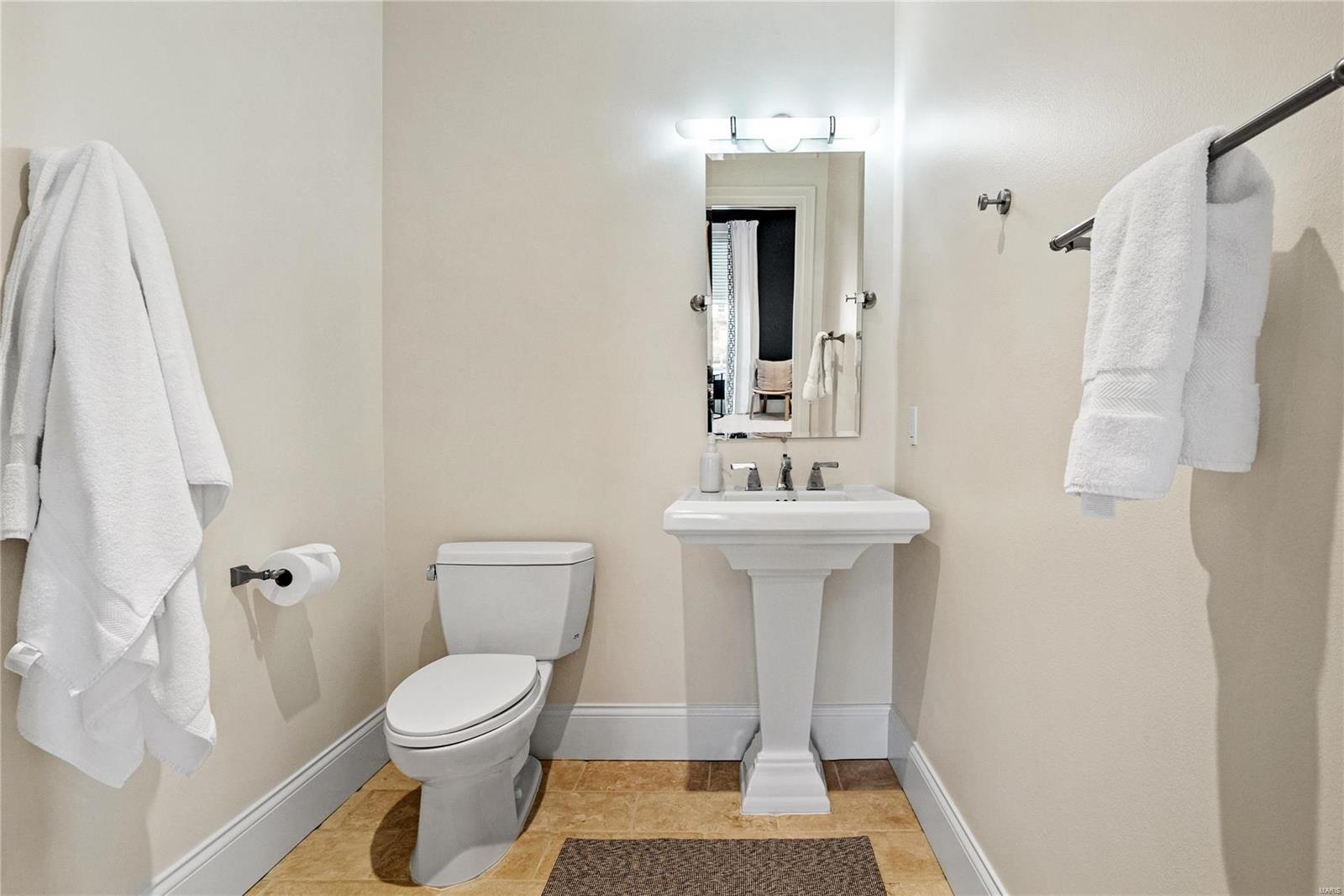 55 Maryland Plz Unit: 2E