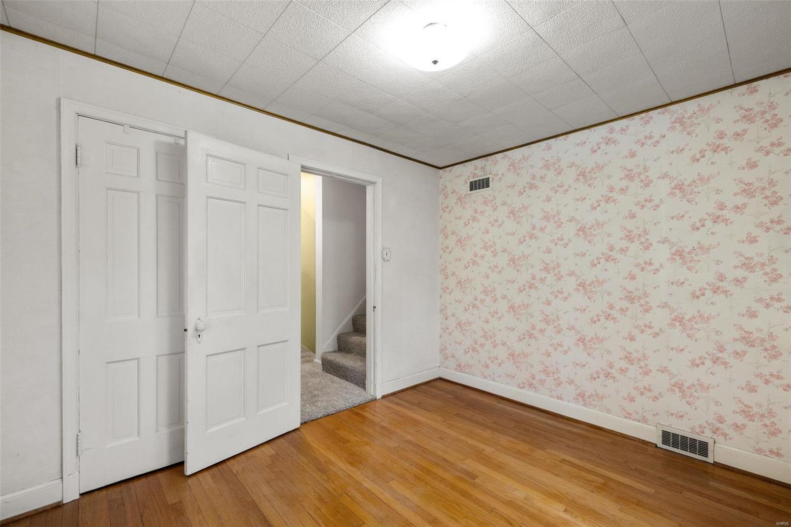 635 N Florissant Road