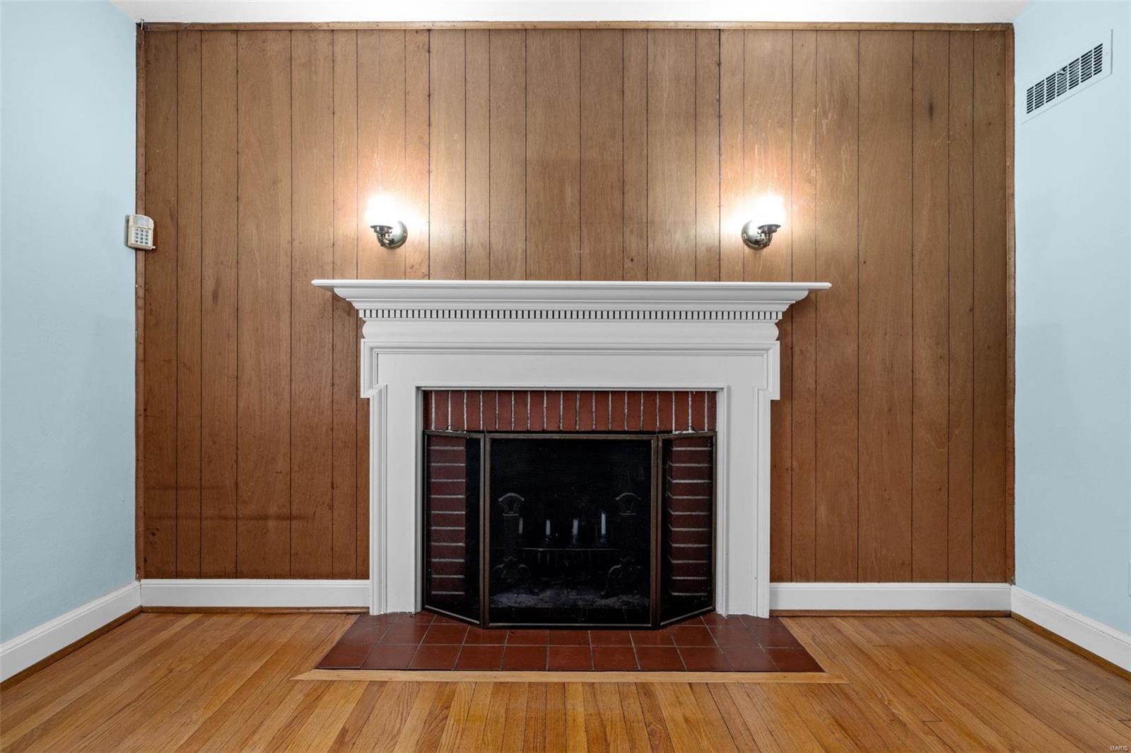 635 N Florissant Road