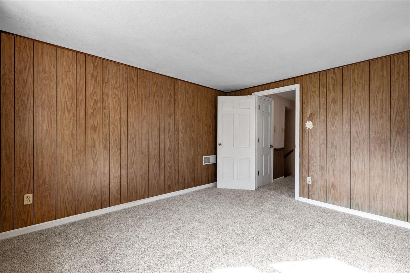 635 N Florissant Road