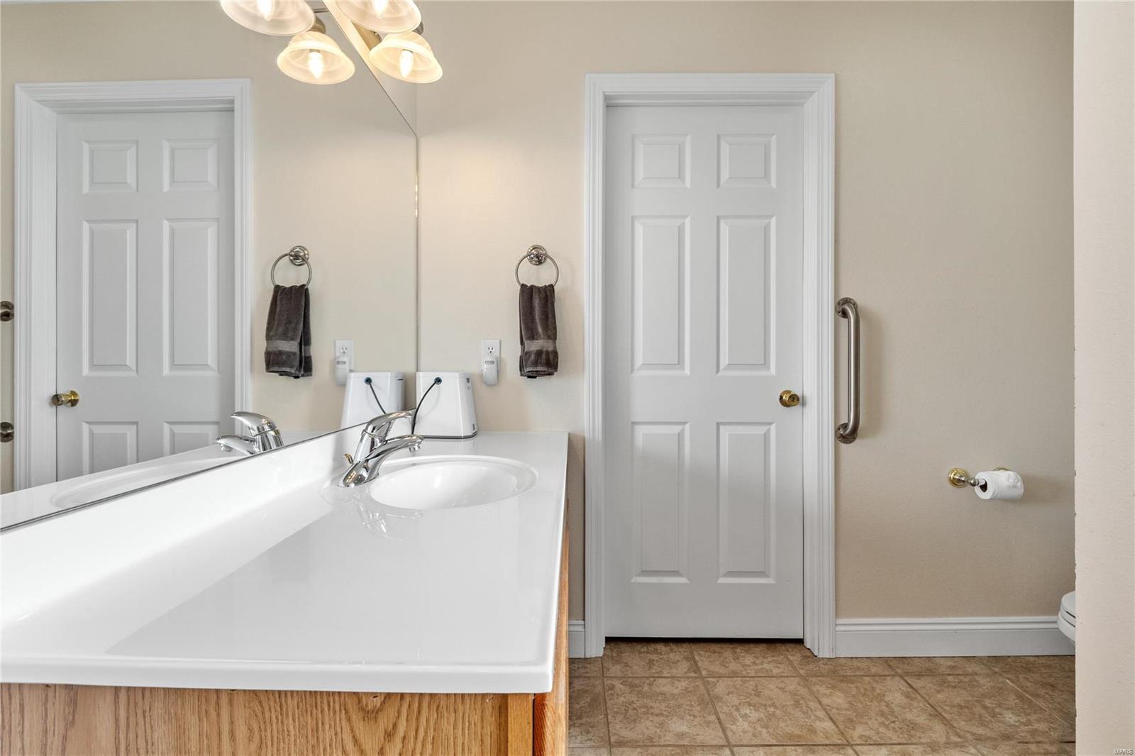 1033 Ridgewood Farms Road