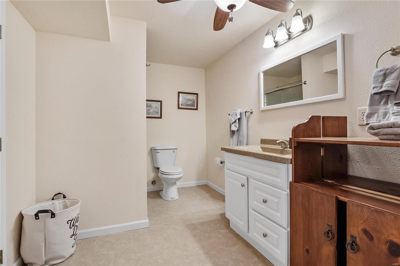 1033 Ridgewood Farms Road