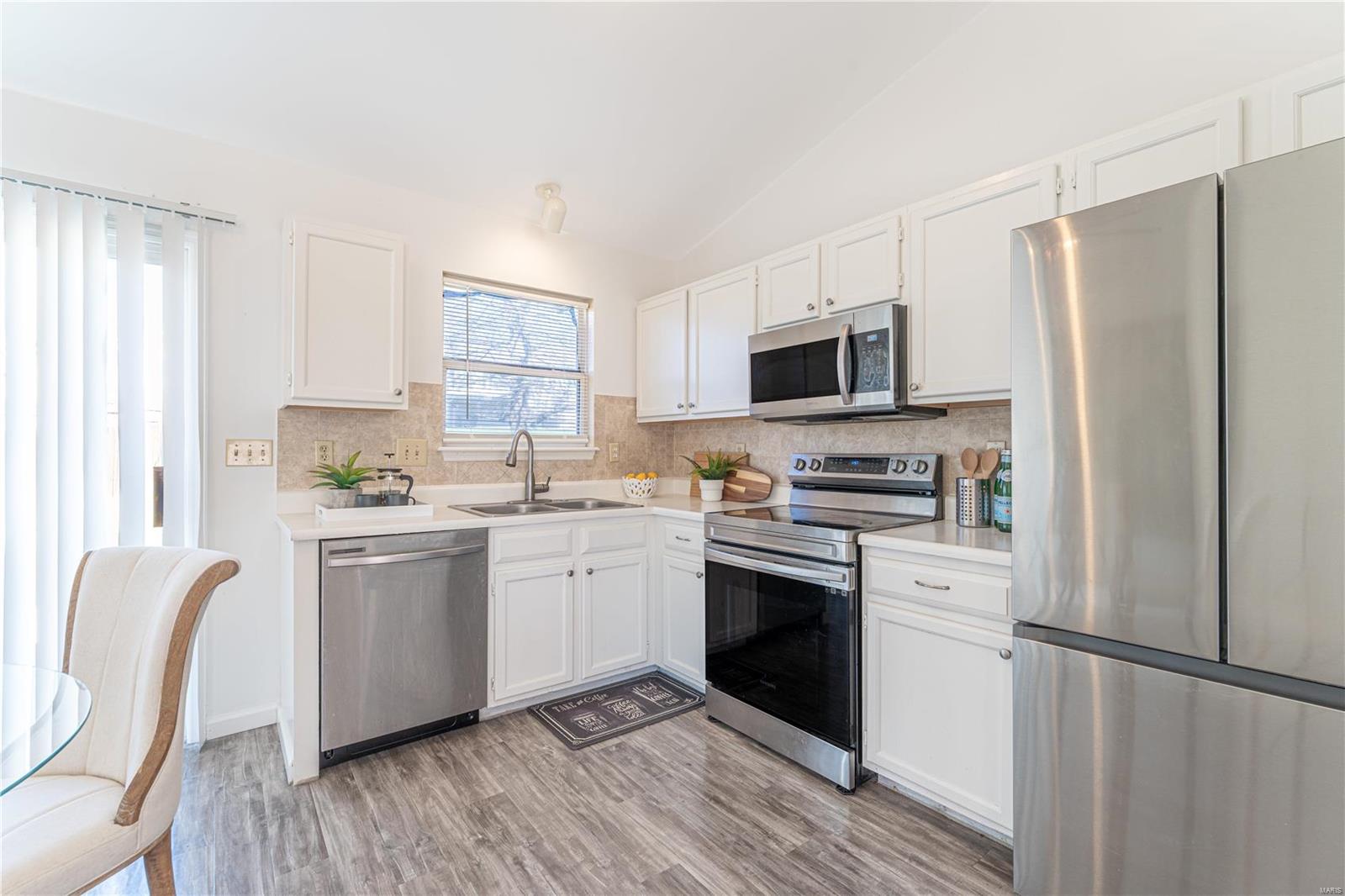 5576 Oakville Heights Court