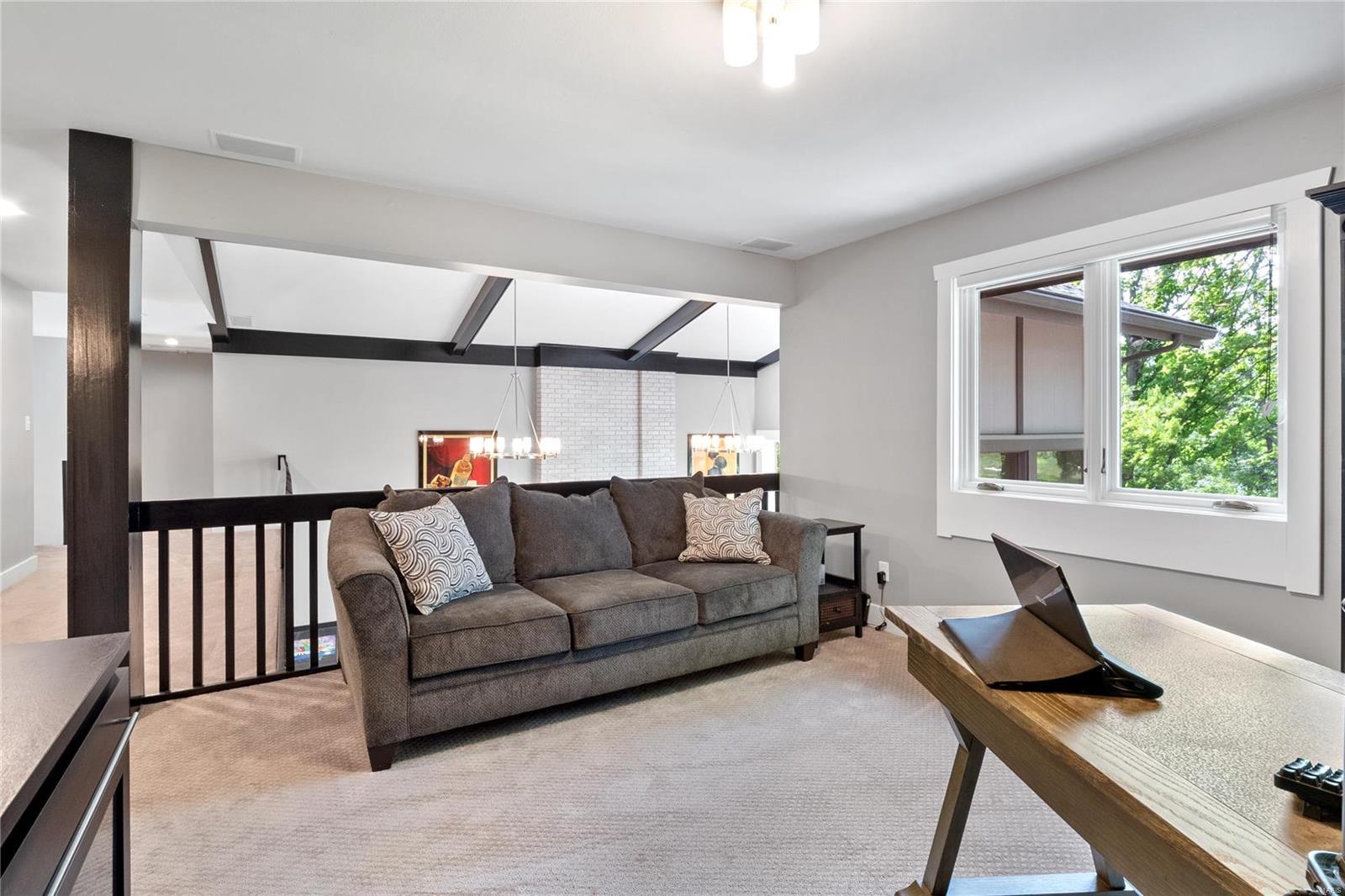 104 Meadowbrook Country Club