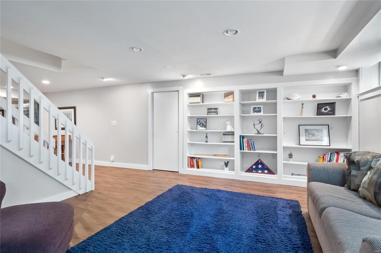 104 Meadowbrook Country Club