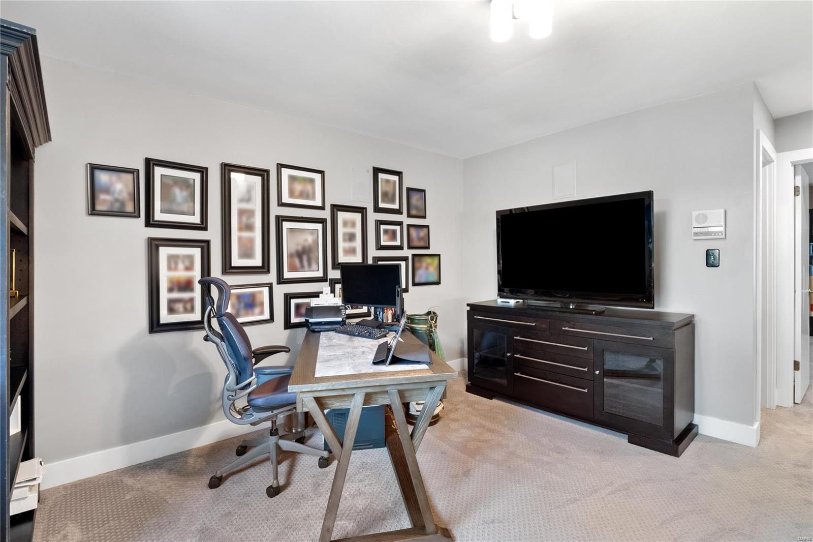 104 Meadowbrook Country Club