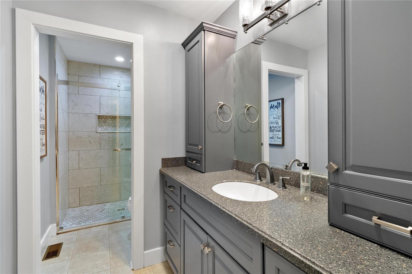 104 Meadowbrook Country Club