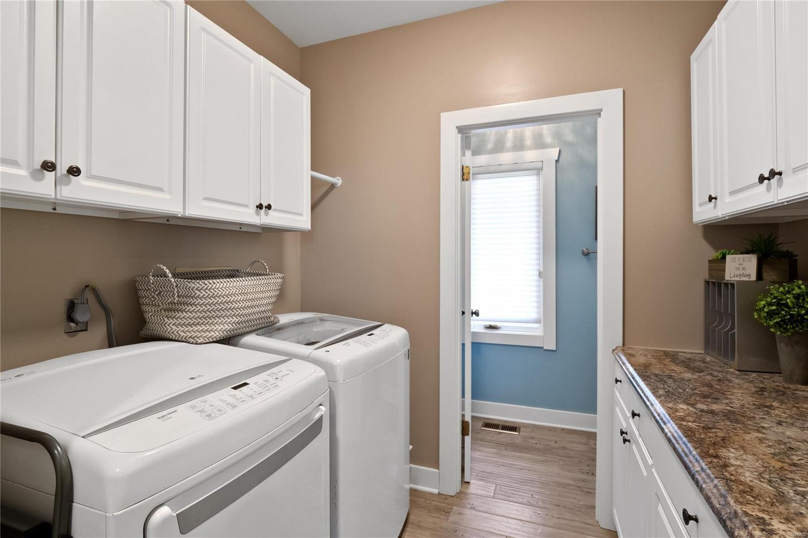 104 Meadowbrook Country Club