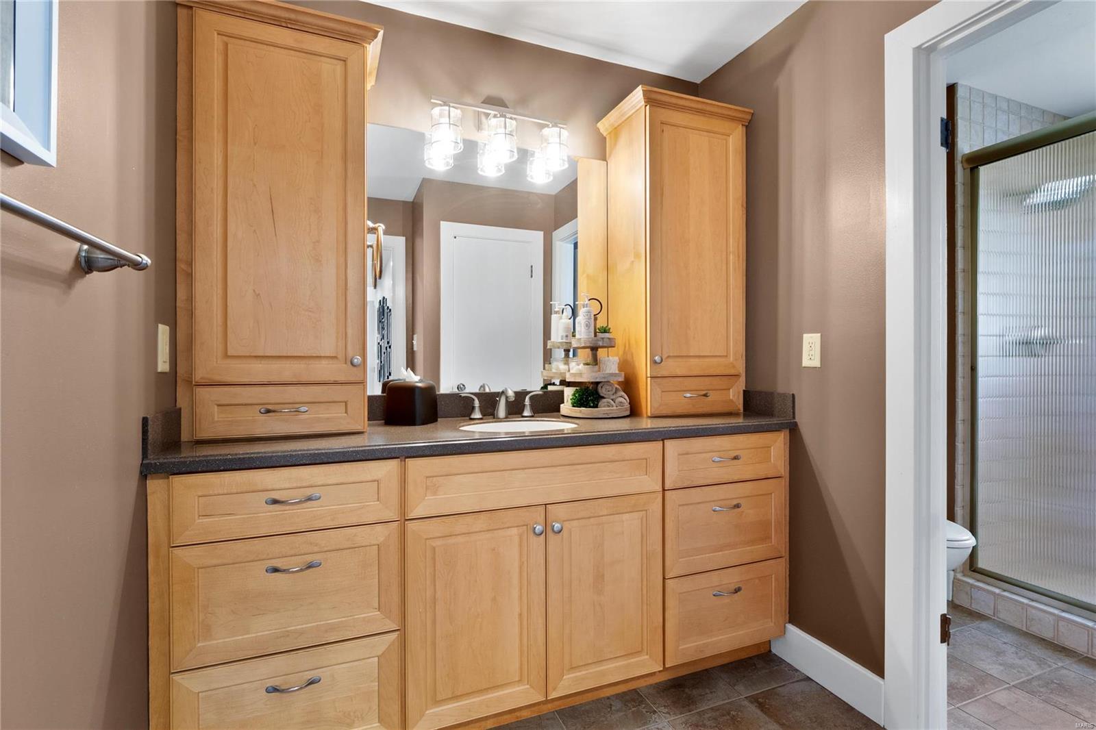 104 Meadowbrook Country Club