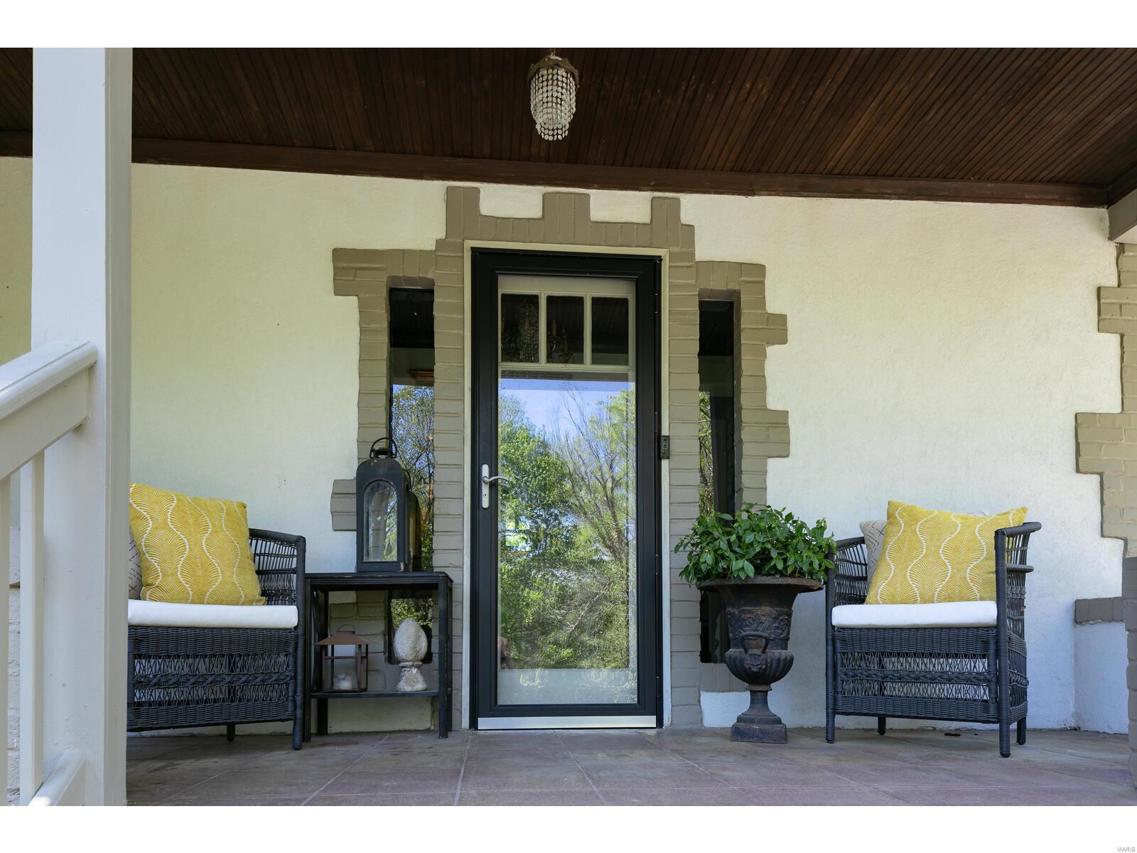 19 Clayton Terrace Drive