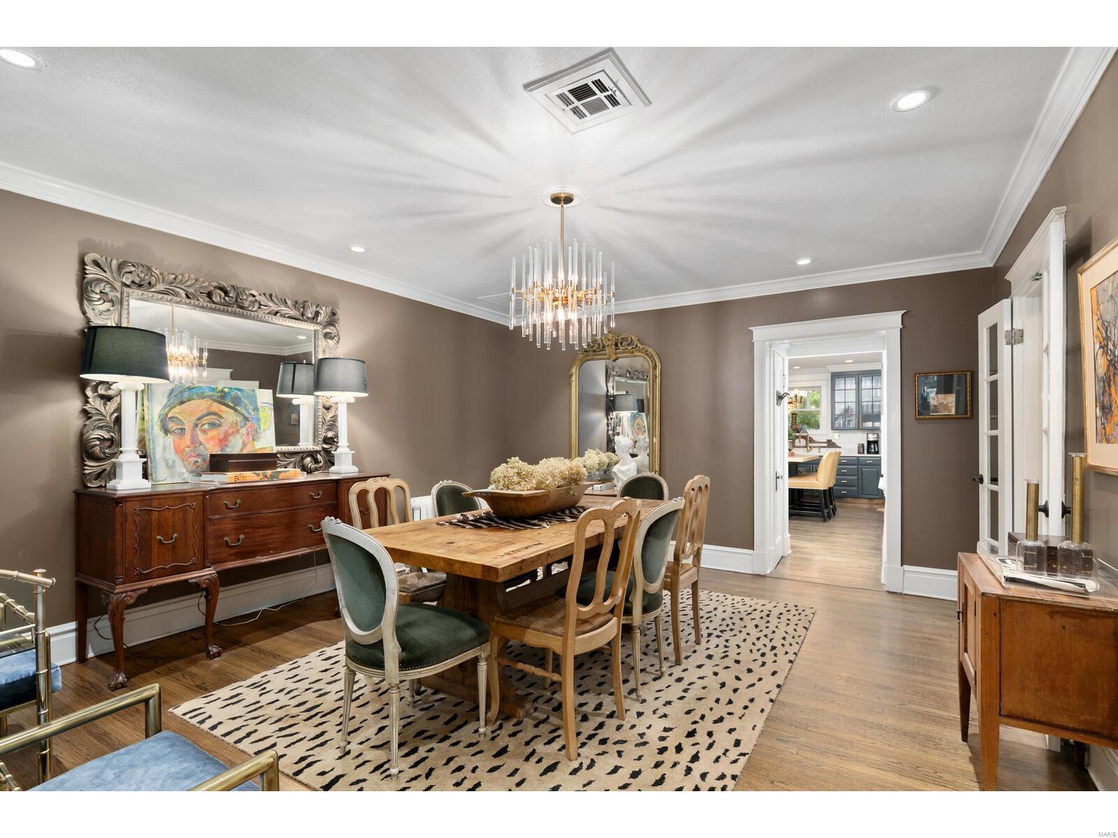 19 Clayton Terrace Drive