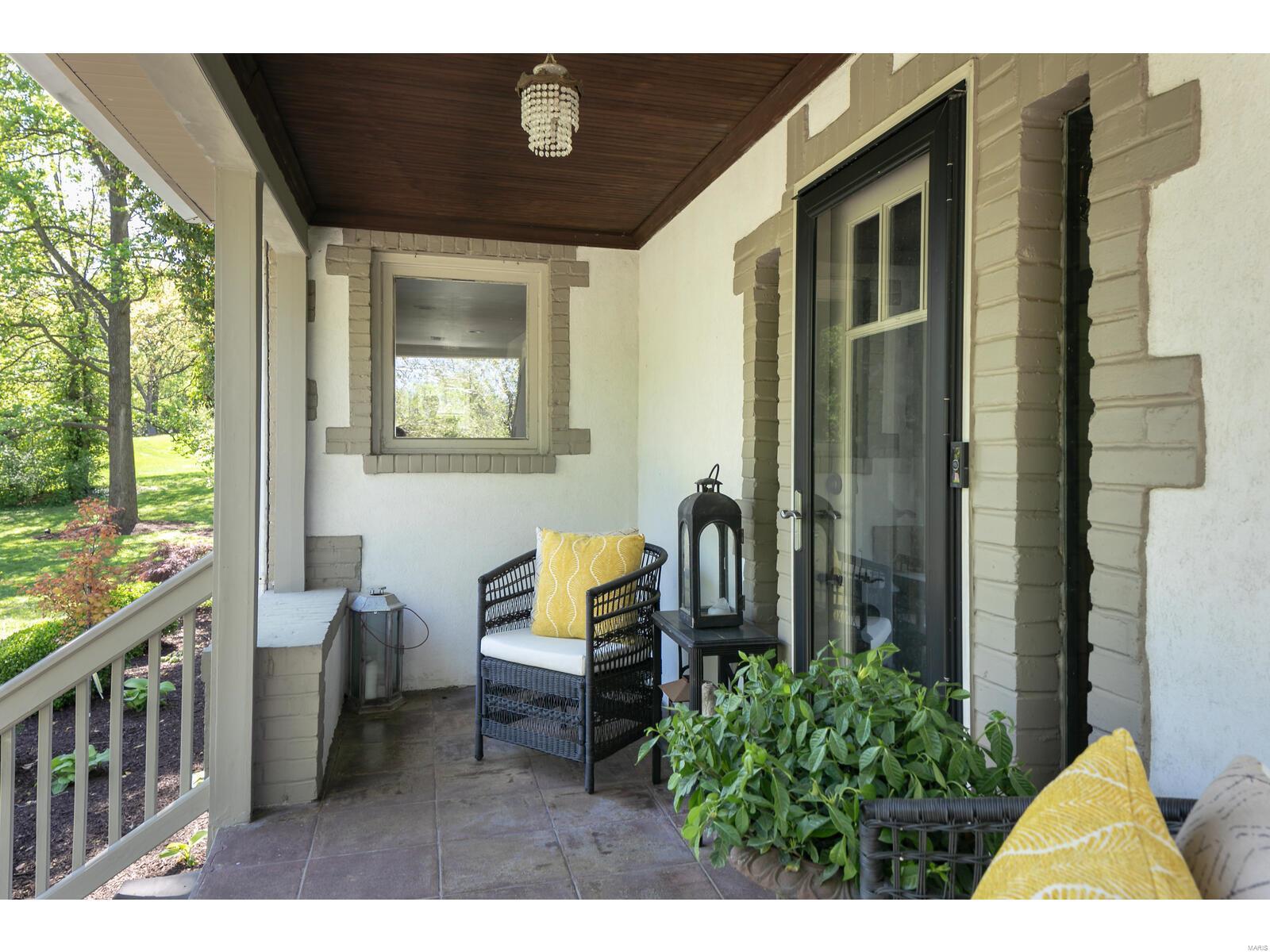 19 Clayton Terrace Drive