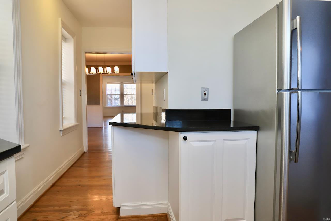 6221 Northwood Avenue Unit: 3W