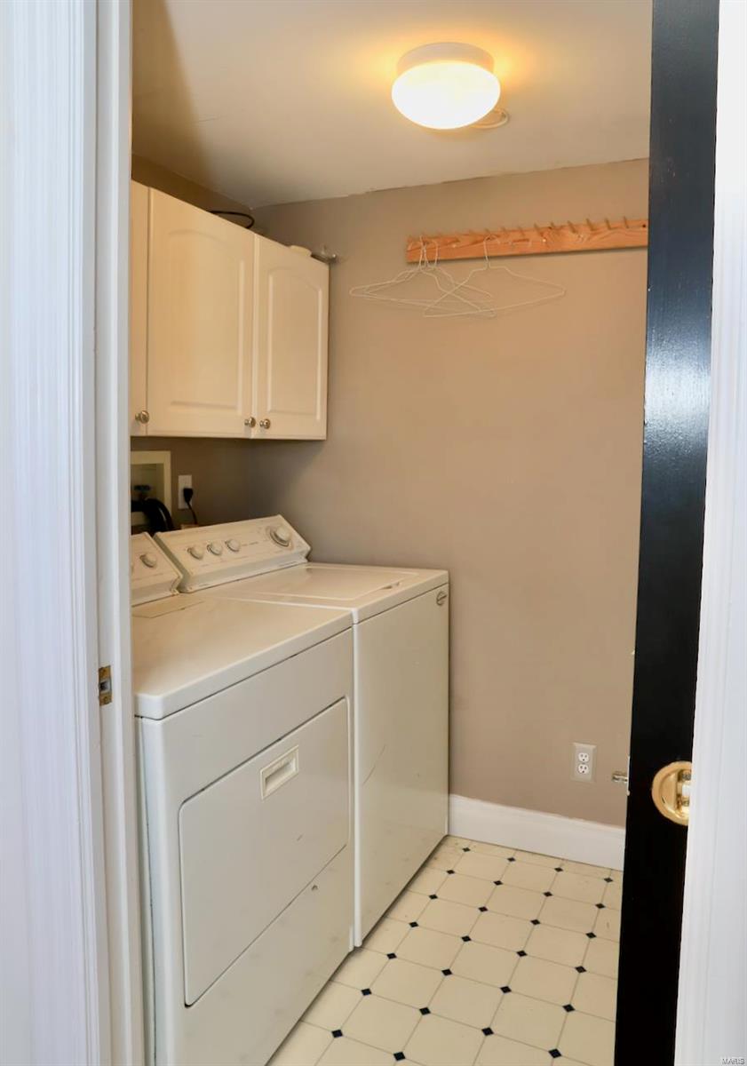 6221 Northwood Avenue Unit: 3W