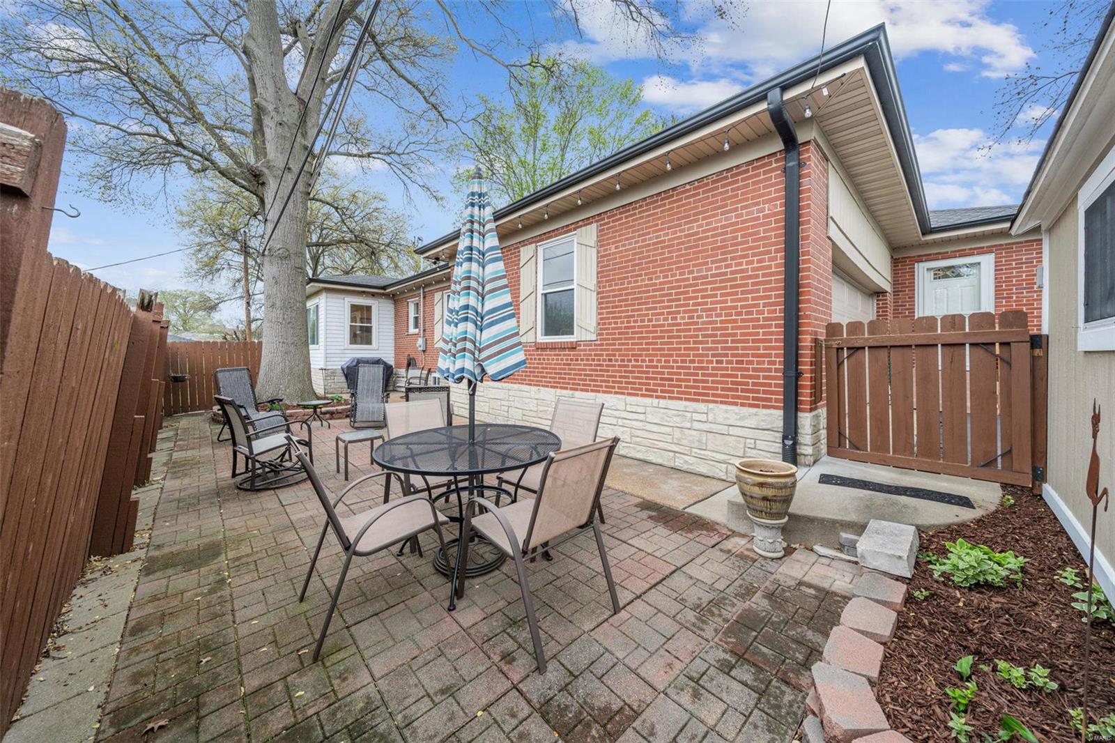 7074 Whitworth Court