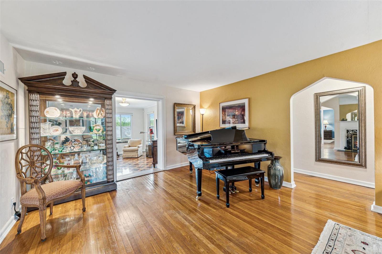 7074 Whitworth Court