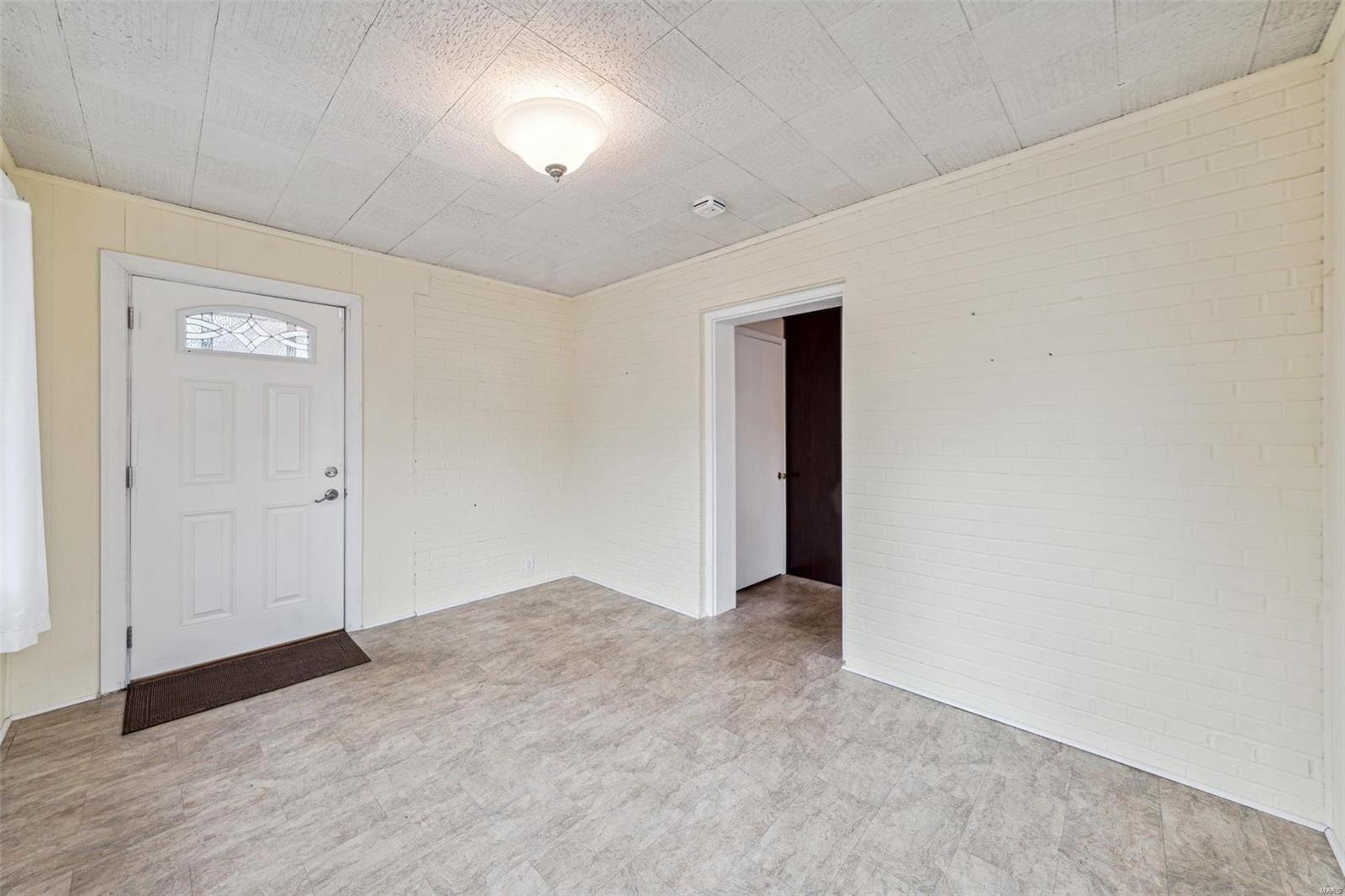 7074 Whitworth Court