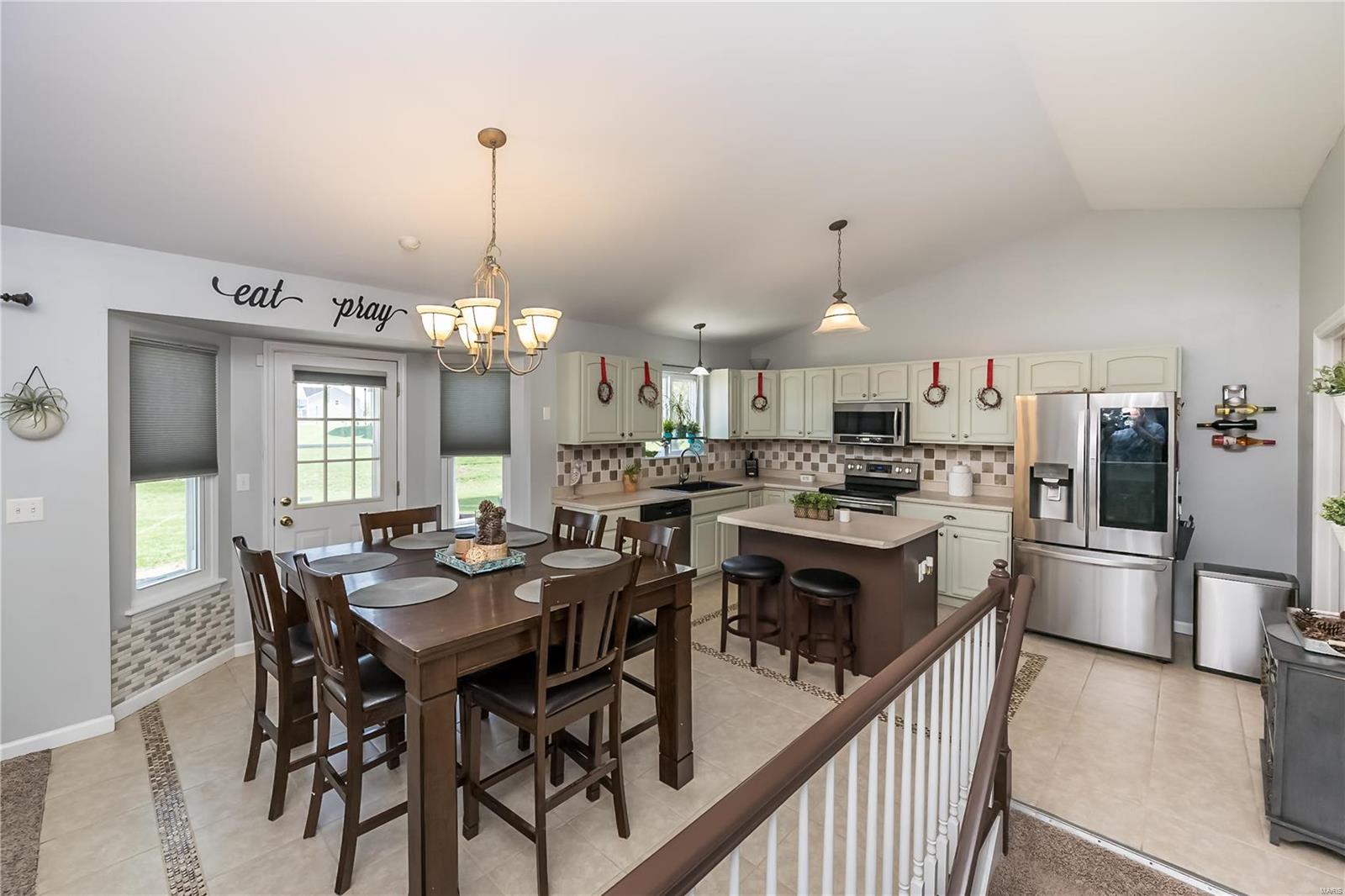 3328 Silvertrail Drive