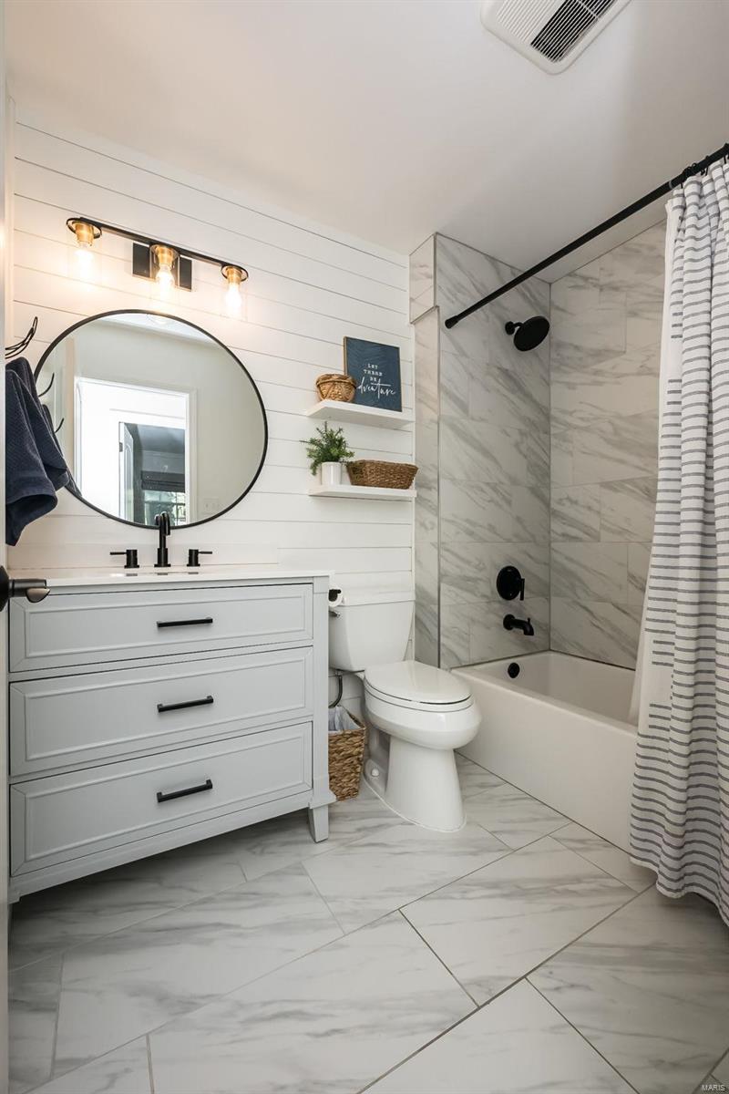 9040 Grant Farm Trail