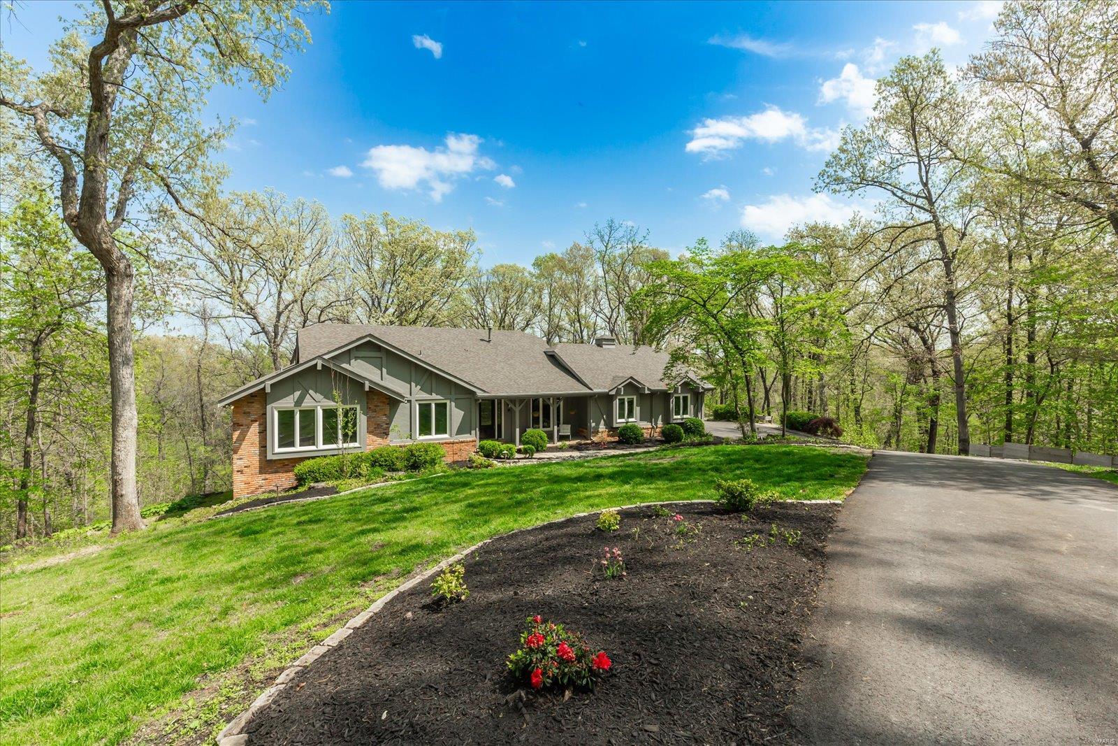 1441 Lost Hollow Court