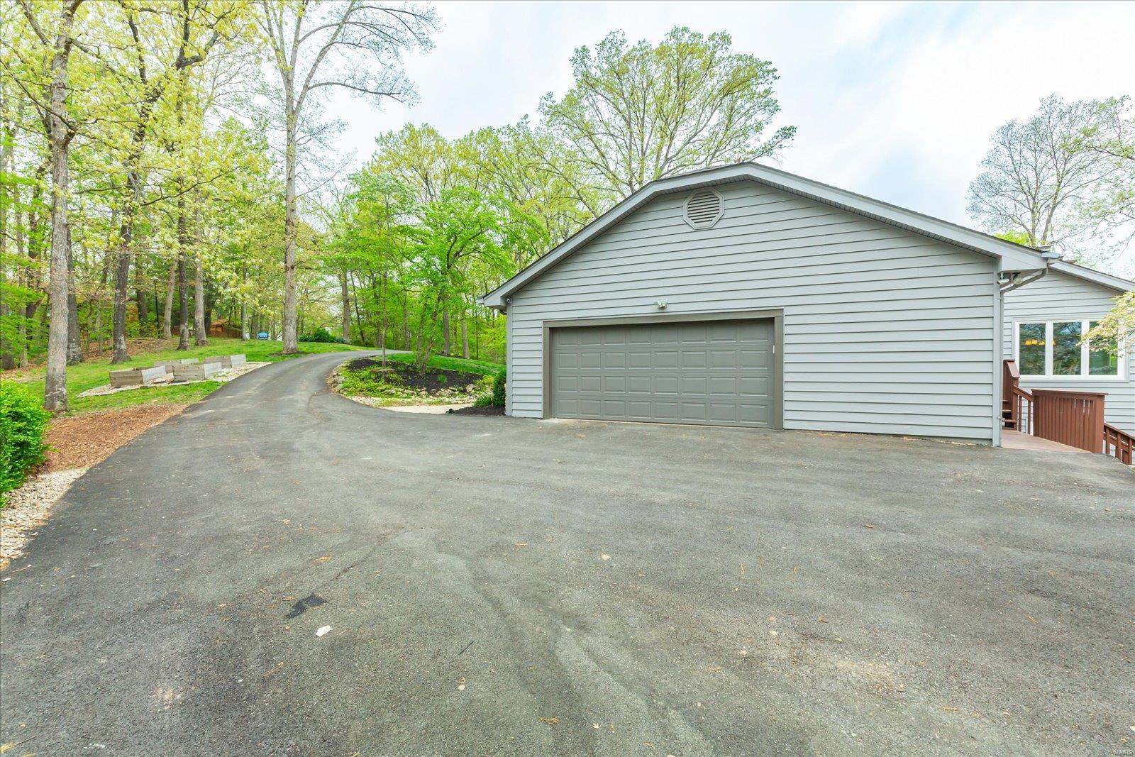 1441 Lost Hollow Court