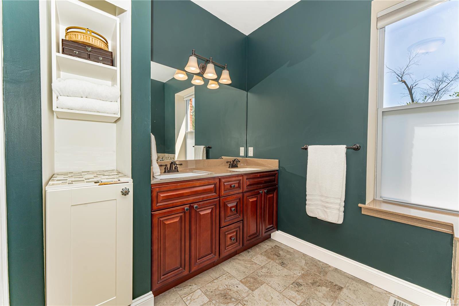 3308 Halliday Avenue