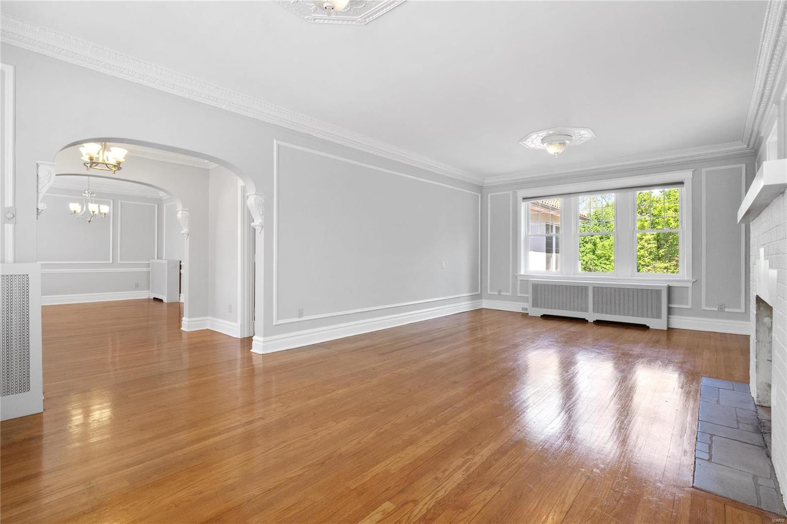 7151 Delmar Boulevard