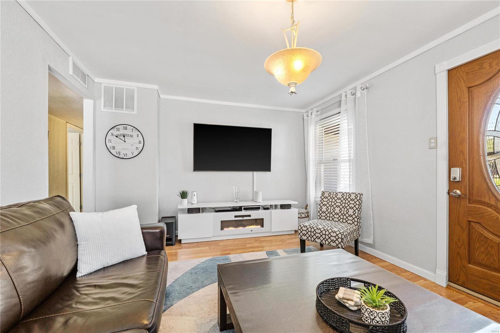 4659 Frankfort Avenue