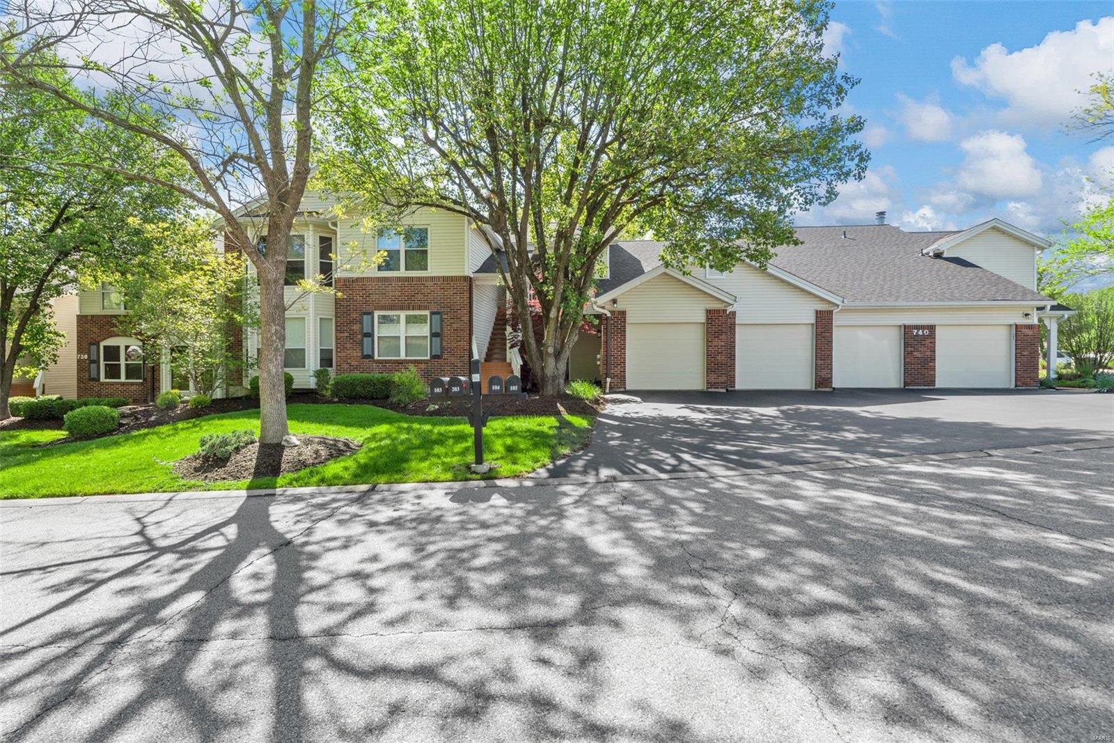 740 Woodside Trails Drive Unit: 203