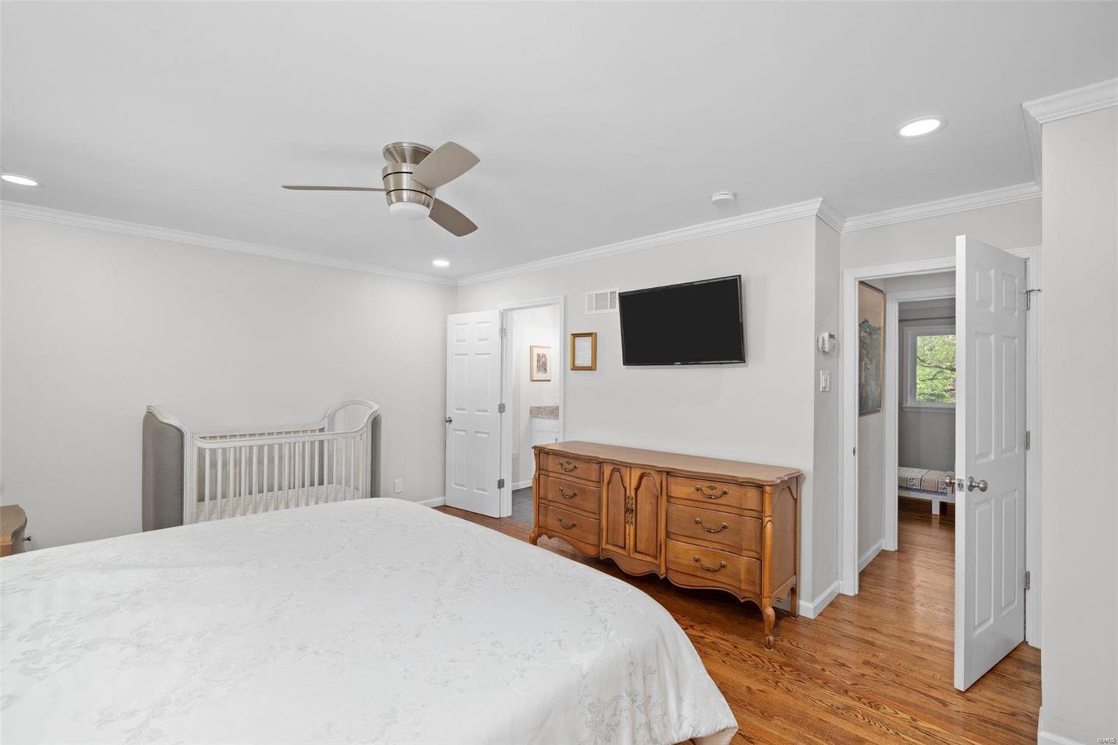 6 Oakland Hills Drive