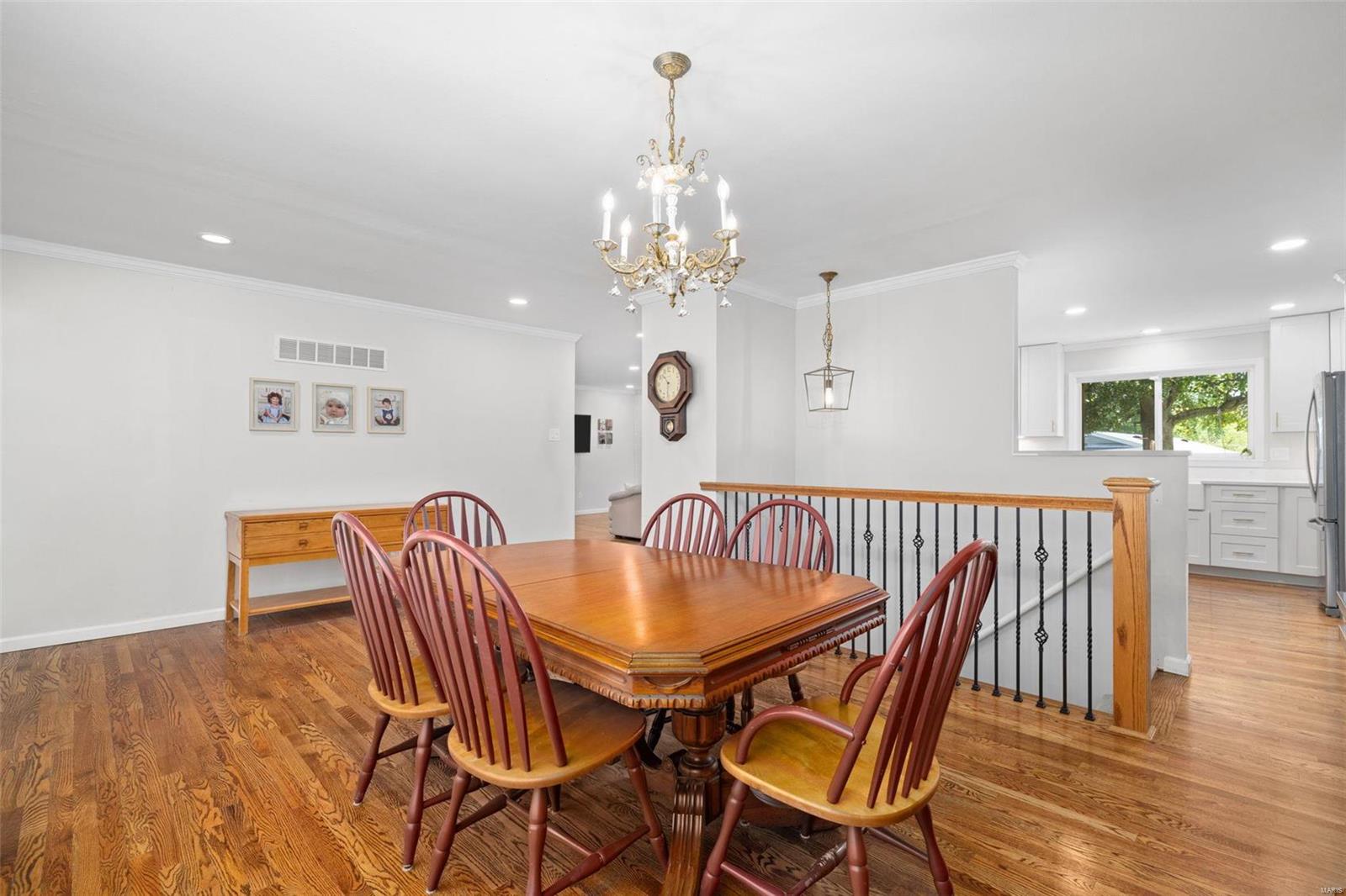 6 Oakland Hills Drive