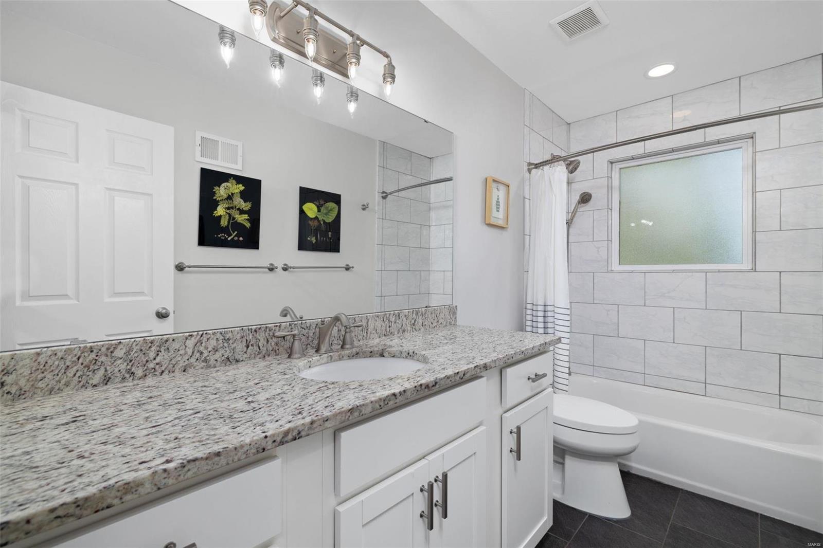 6 Oakland Hills Drive