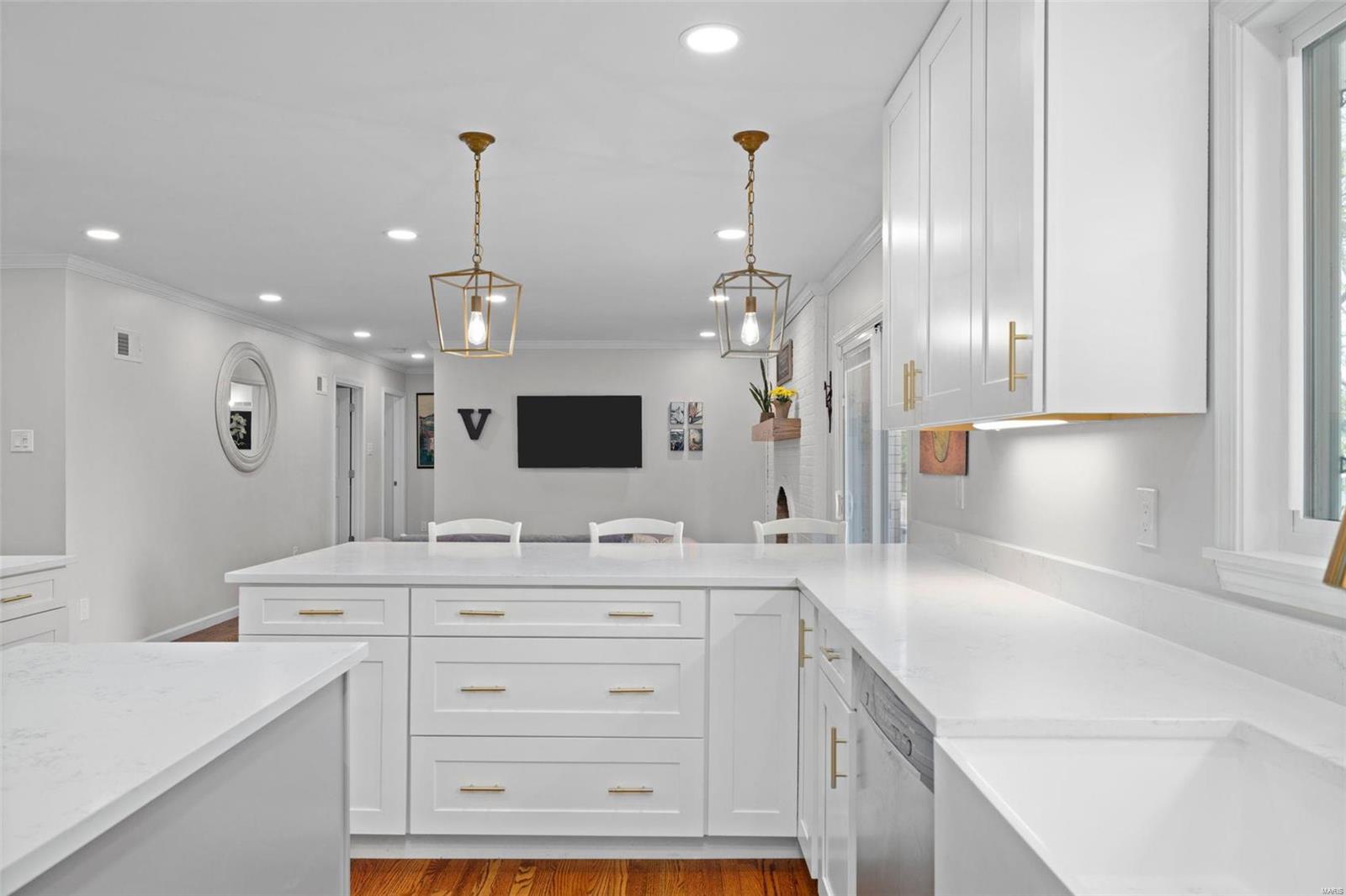 6 Oakland Hills Drive