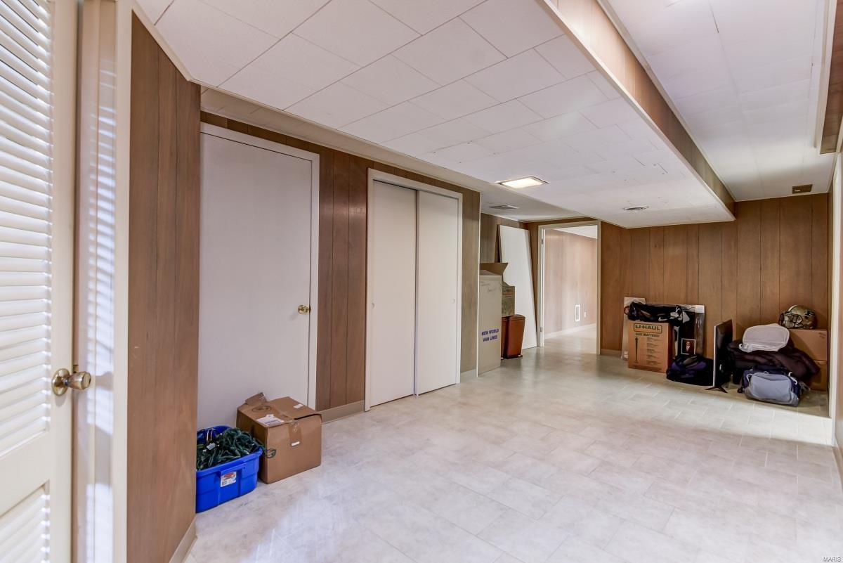 7916 Blackberry Avenue