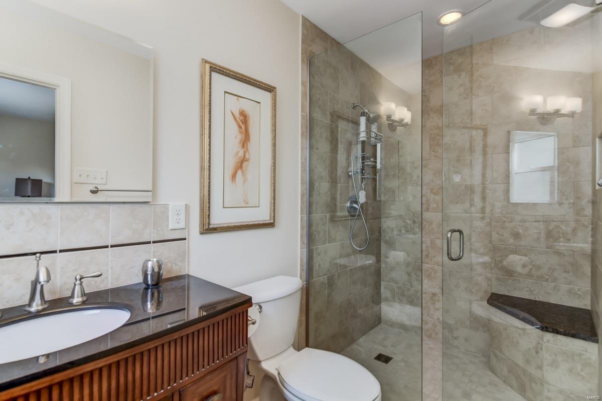 7916 Blackberry Avenue